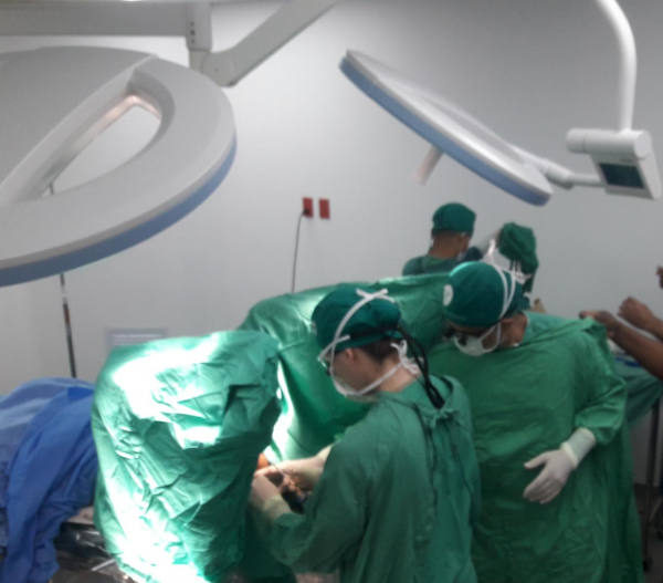 Especialistas del Moscoso Puello destacan importancia del Día Nacional del Cirujano