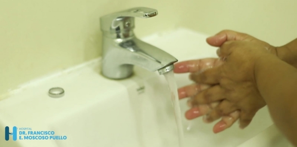 Moscoso Puello promueve el lavado de manos